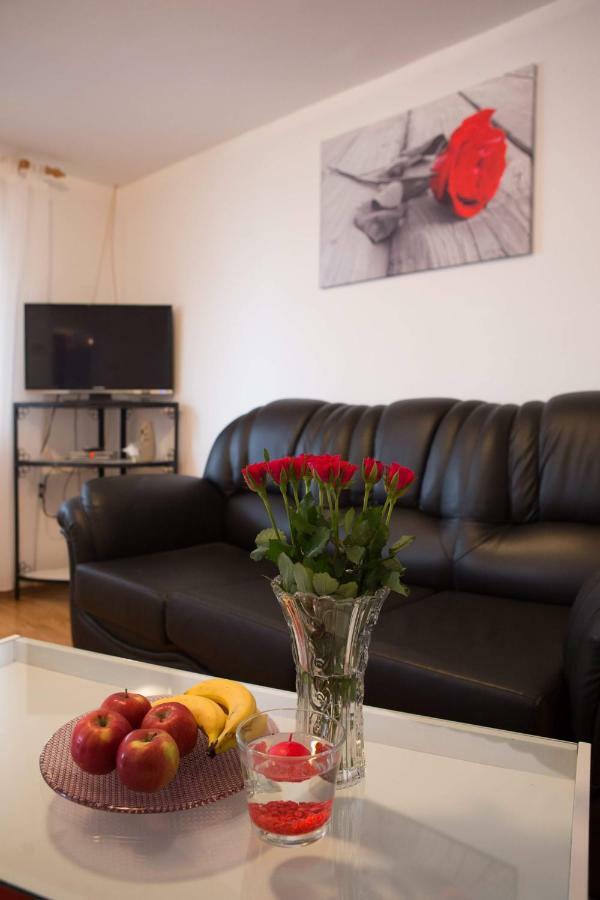 Apartman Antea โอโทชาส ภายนอก รูปภาพ